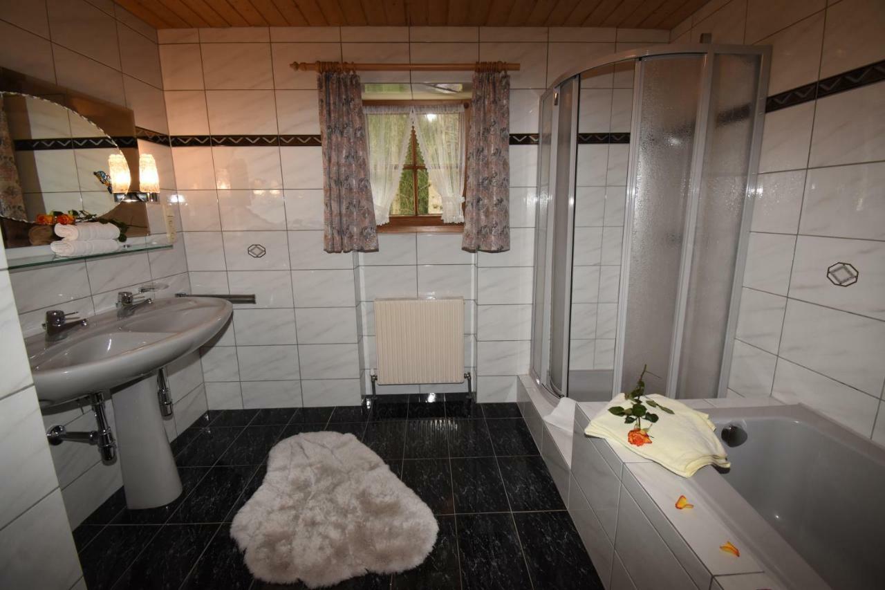 Waldesruh Apartment นีเดอร์ทาย ภายนอก รูปภาพ